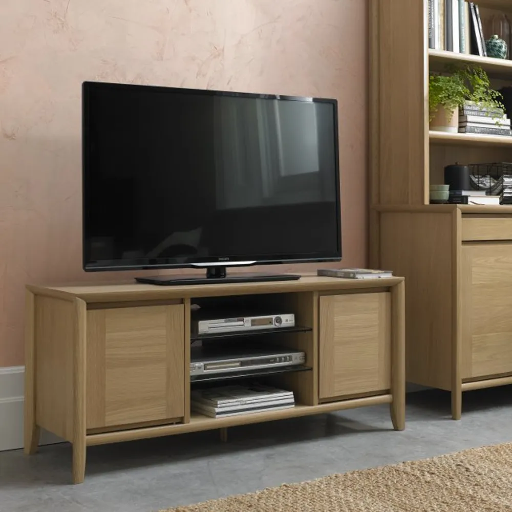 Bergen Oak Entertainment Unit - 122cm