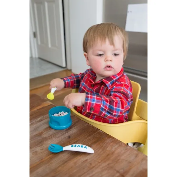 Ergonomic toddler cutlery set