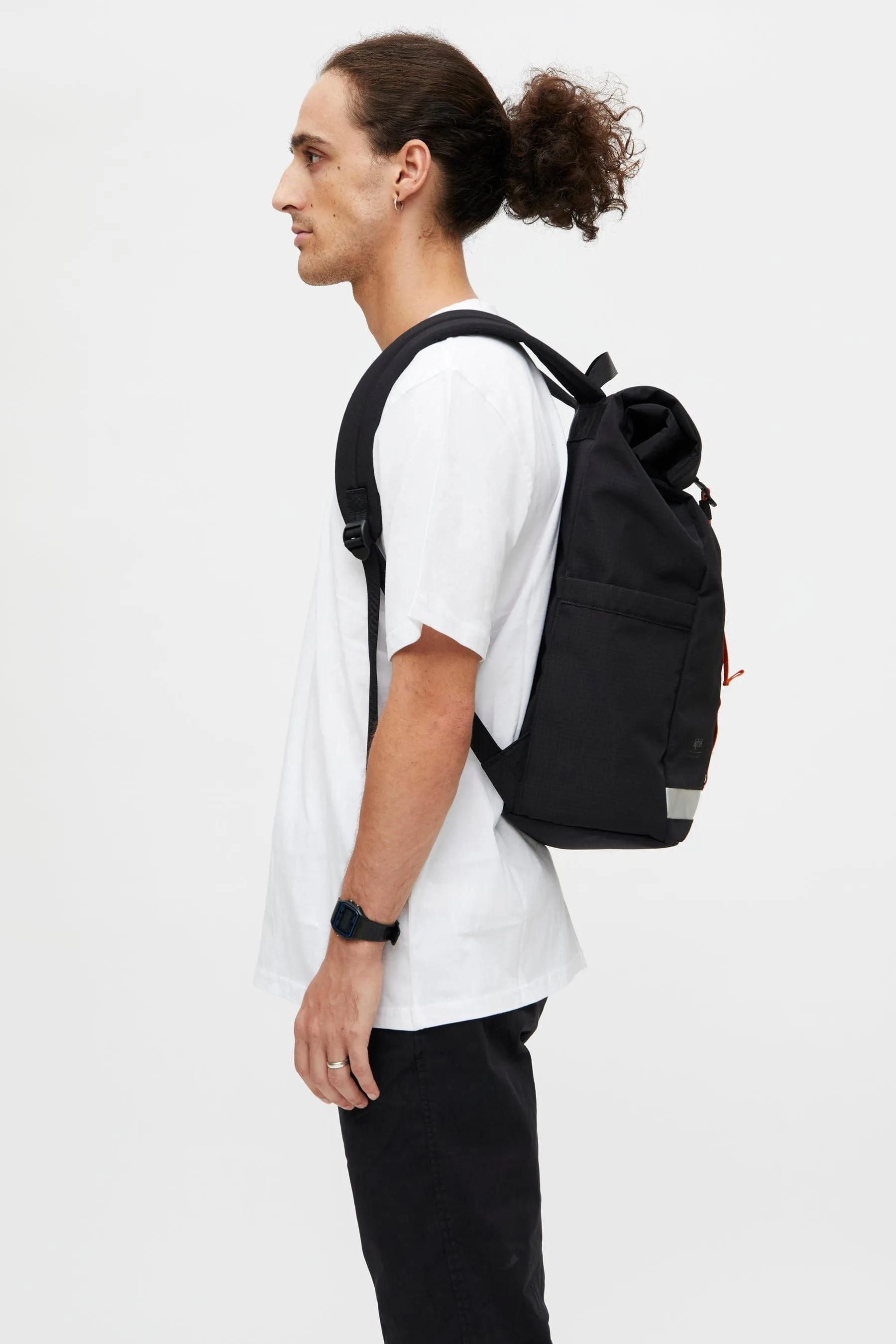 Lars Roll Backpack Black Vandra