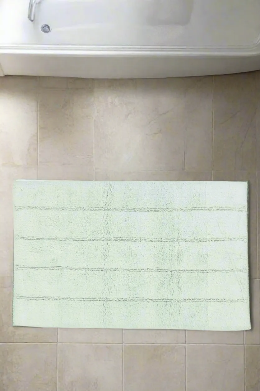 Mint Tufted Bathmat