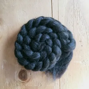 Shetland black. British Wool Tops 100g