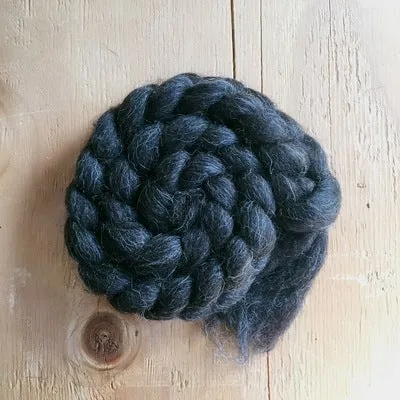 Shetland black. British Wool Tops 100g