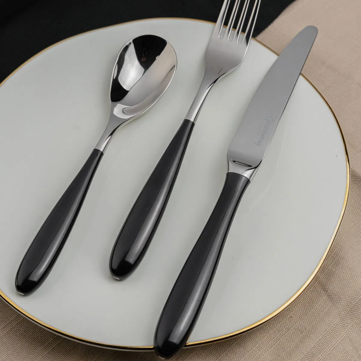 Yin & Yang Black 42 Piece Cutlery Set