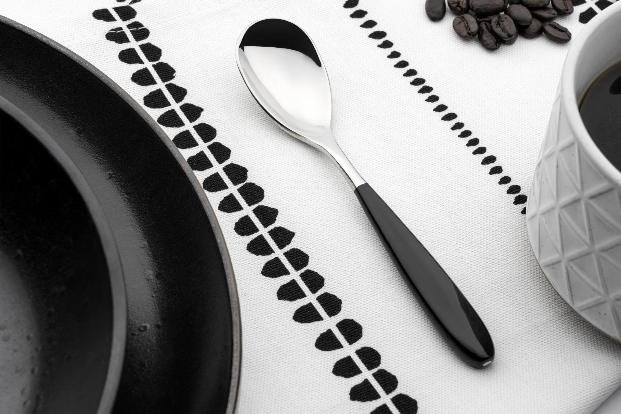 Yin & Yang Black 56 Piece Cutlery