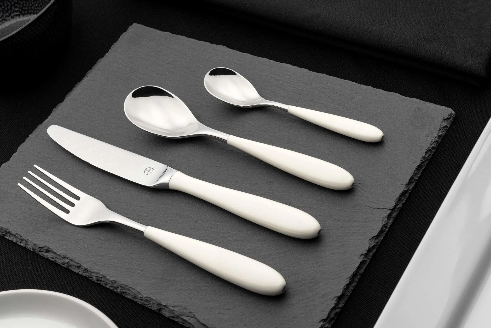 Yin & Yang White 42 Piece Cutlery Set